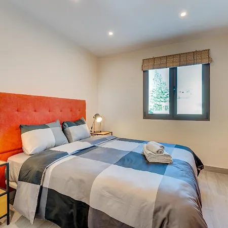 Exclusive 2bedrm Aircon 200m Appartement Costa Adeje (Tenerife)
